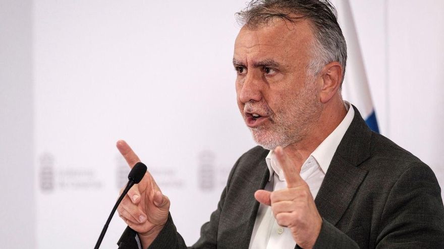 El presidente del Gobierno de Canarias, Ángel Víctor Torres