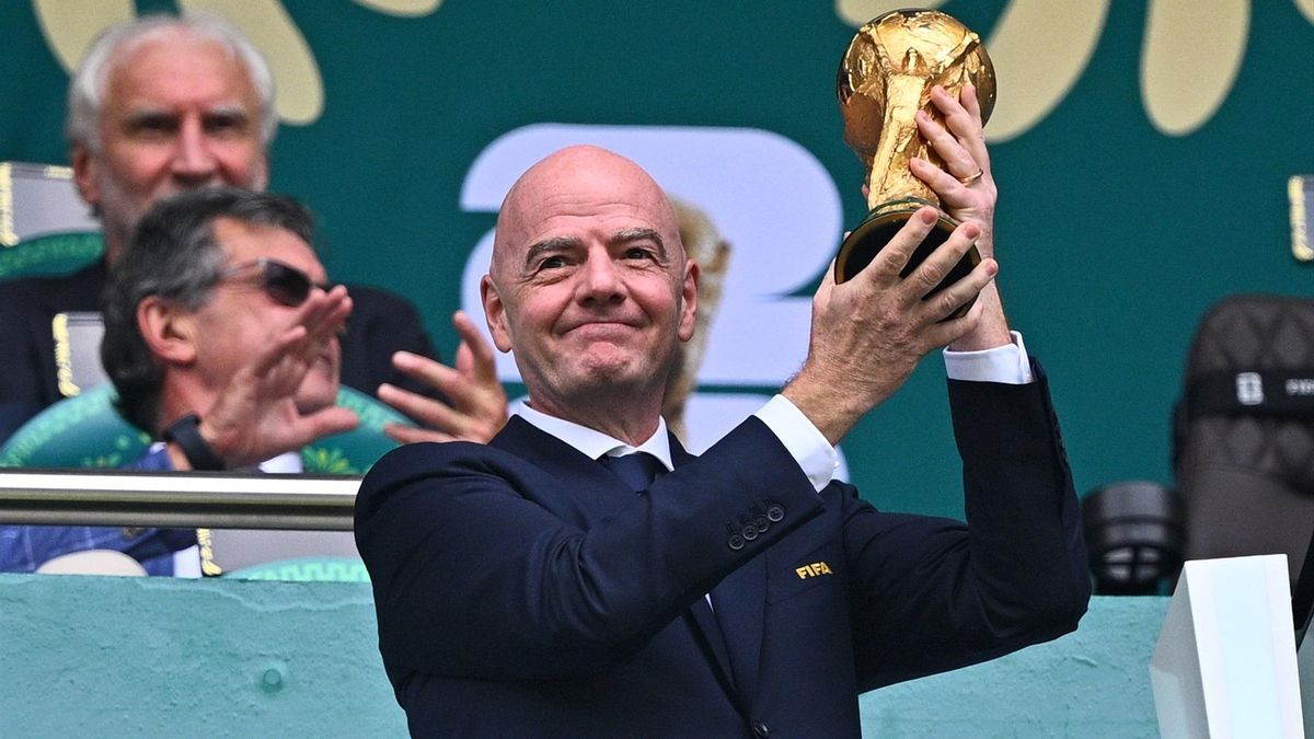 Infantino, durante la ceremonia inaugural del Mundial, en Mexico.