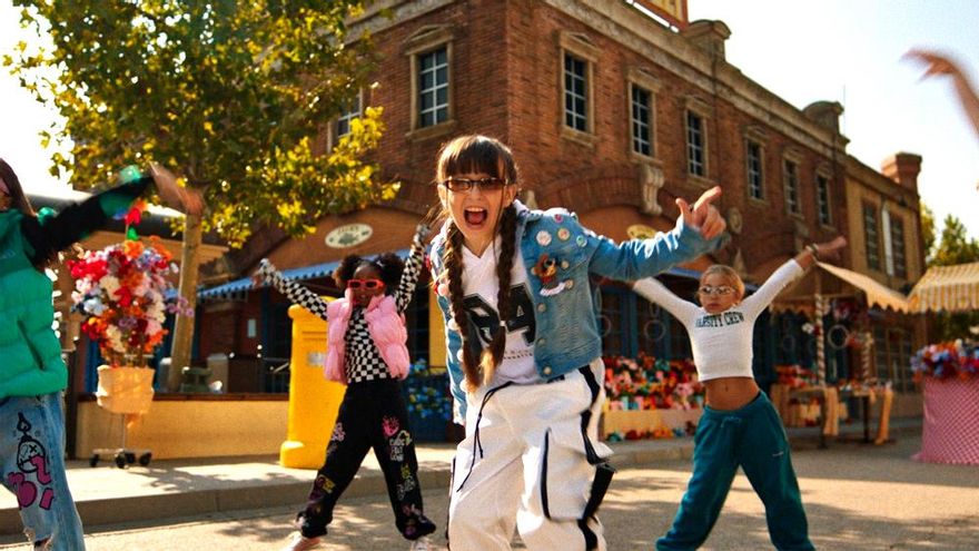 Así es 'Como la Lola', la canción homenaje a Lola Flores de Chloe DelaRosa con la que España irá a 'su' Eurovisión Junior