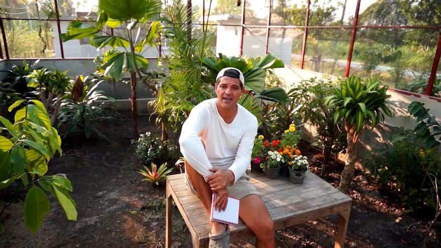 Frank Cuesta explica que ha renovado con DMax