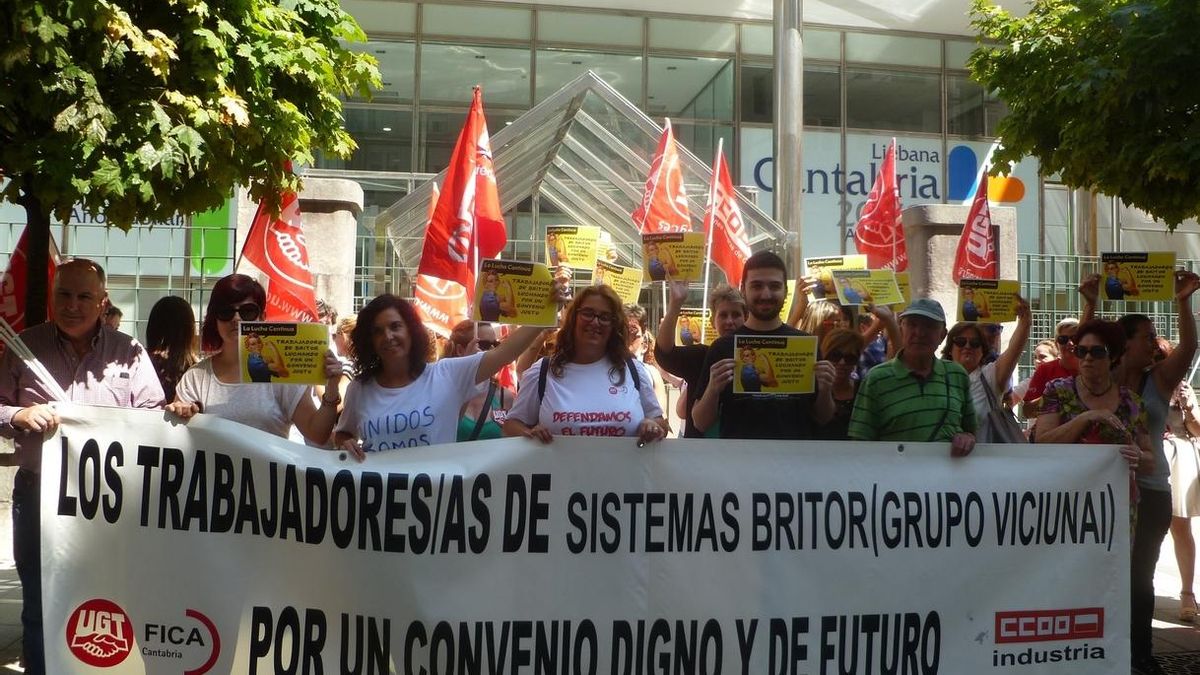 Los trabajadores de Sistemas Britor en el Gobierno.