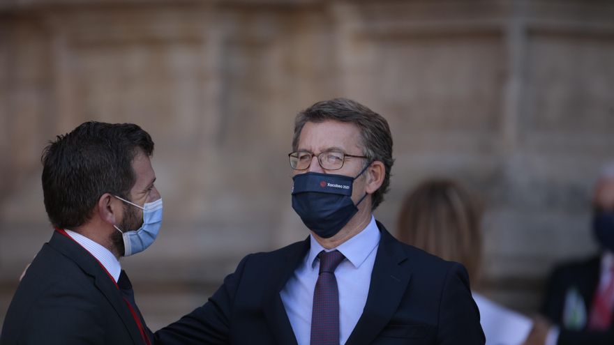 Feijóo: “No debemos estar muy satisfechos de estar entre los países que más vacunan, porque no tenemos vacunas”