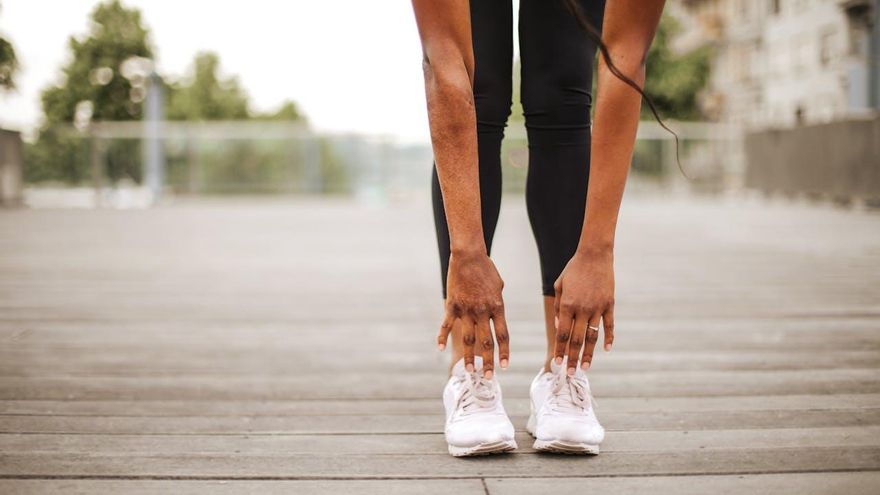 ¿Puedes hacerlos? Estos estiramientos sirven para medir tu estado de forma y mejorar la flexibilidad