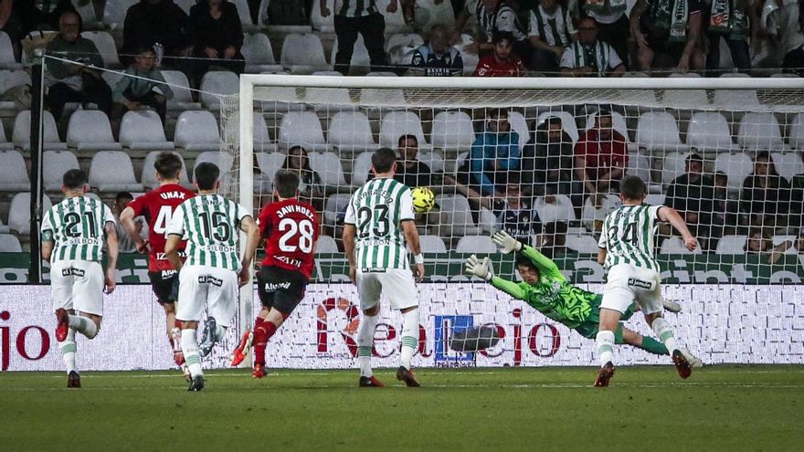 La portería a cero, una necesidad para el Córdoba CF en Riazor