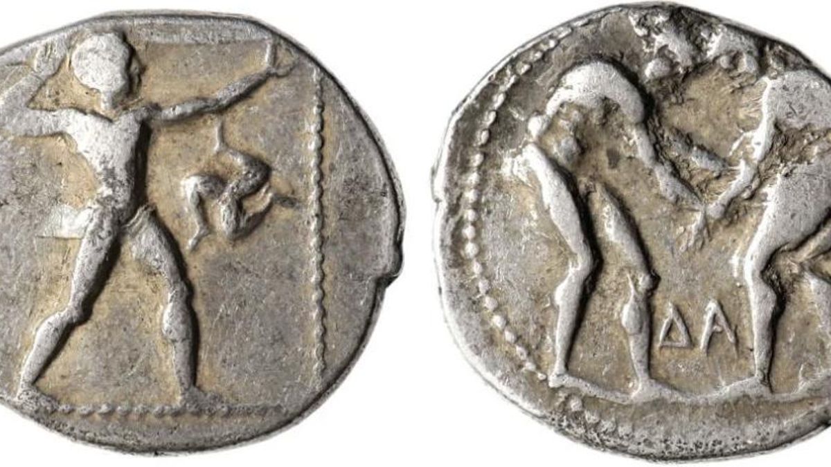 Las piezas halladas junto al cadáver muestran combatientes desnudos y recuerdan una producción numismática prolongada