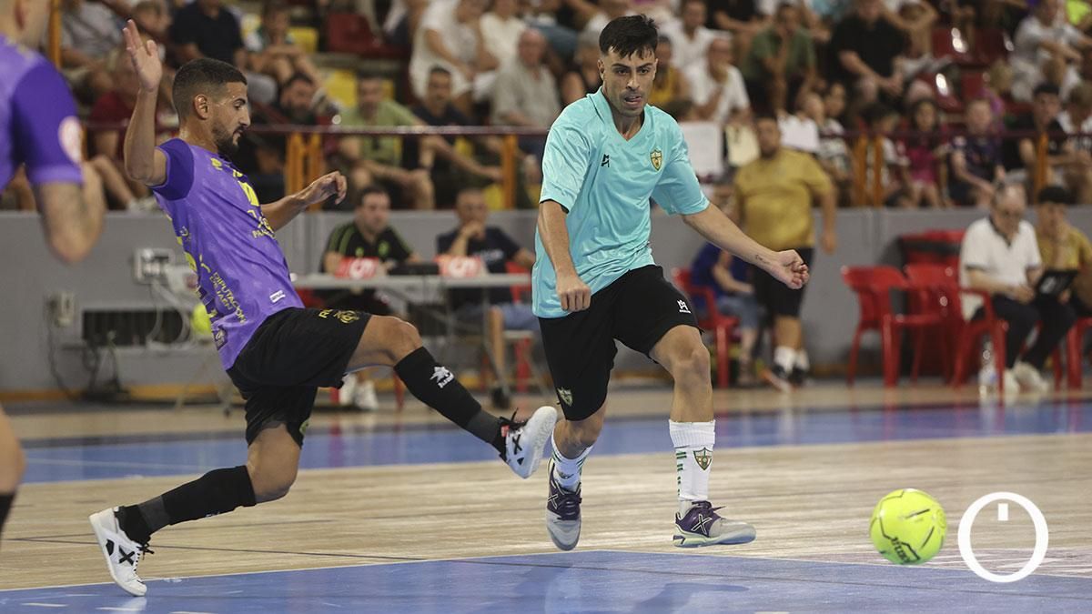 El partido amistoso del Córdoba Patrimonio contra el Jaén FS, en imágenes