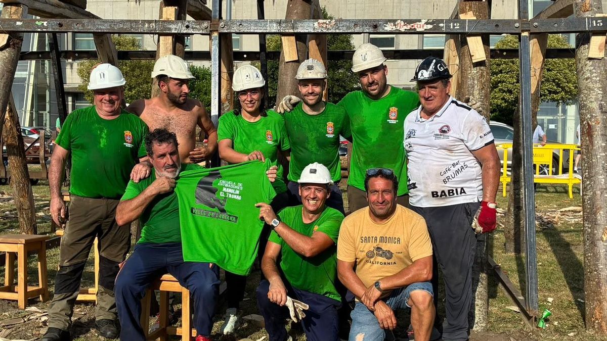 Una mujer se presenta vez con la Escuela de Entibadores de Villablino por primera en un concurso de Mieres