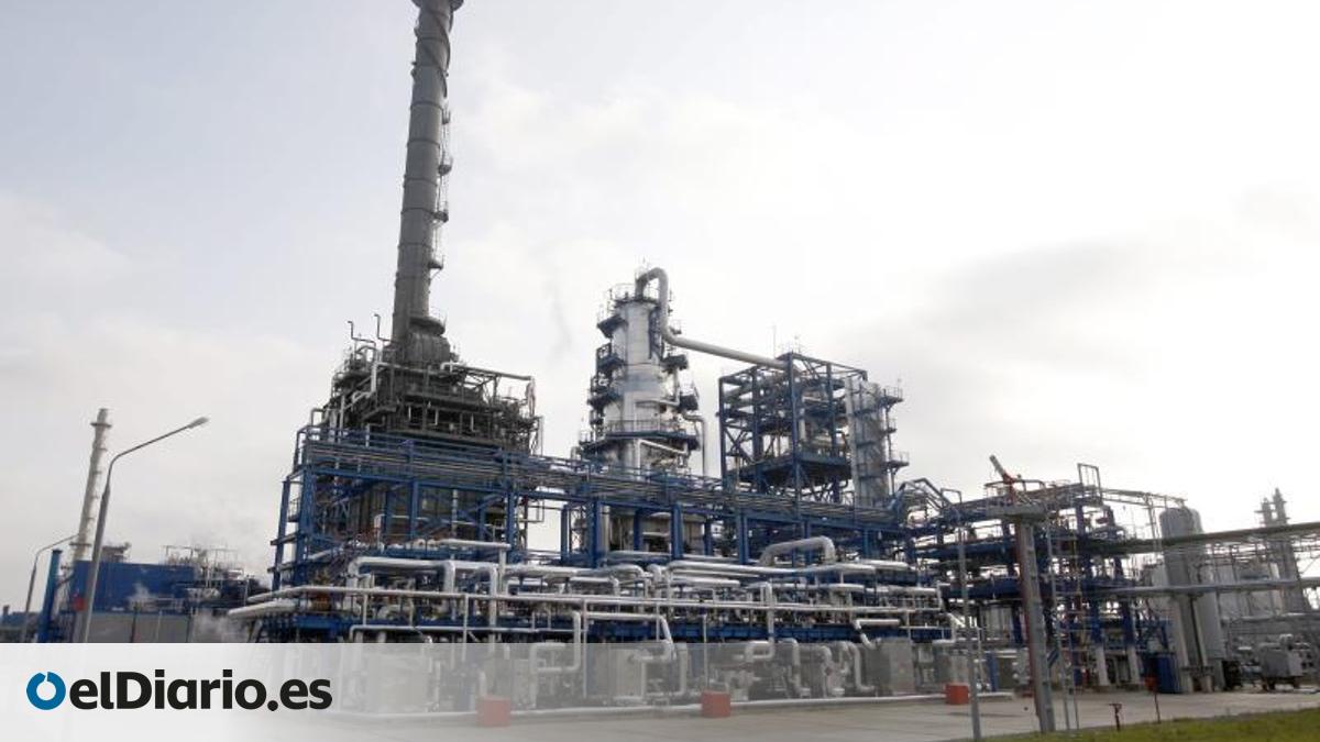 EEUU levanta temporalmente las sanciones sobre el petróleo iraní y autoriza la venta durante 60 días