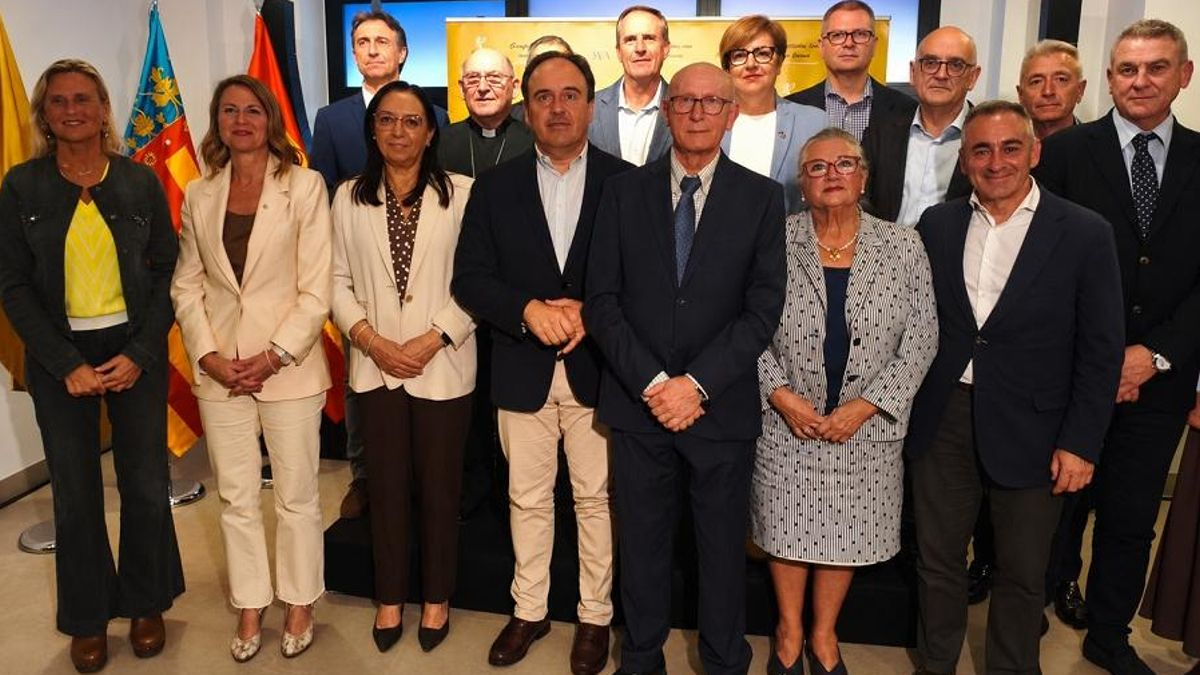 Las administraciones del PP riegan con 2,4 millones en tres años a AVA-ASAJA, su aliado en la agricultura valenciana