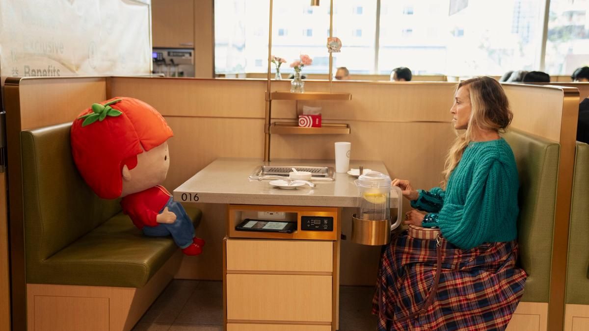 Carrie en una de las escenas finales de 'And Just Like That'