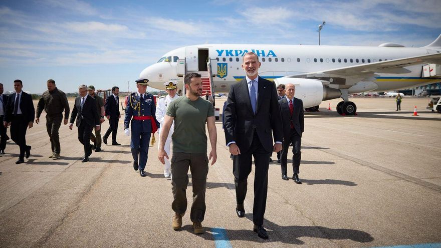 Zelenski llega este lunes a Madrid-Barajas