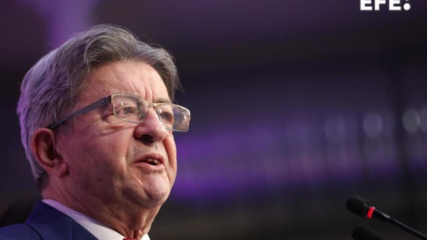 Mélenchon anuncia que la izquierda retirará las candidaturas que quedaron en tercer puesto