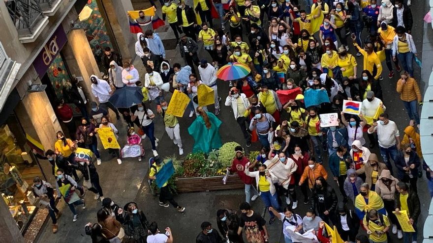 Miles de colombianos protestan en Vitoria contra la violencia policial al grito de "resistencia, resistencia"