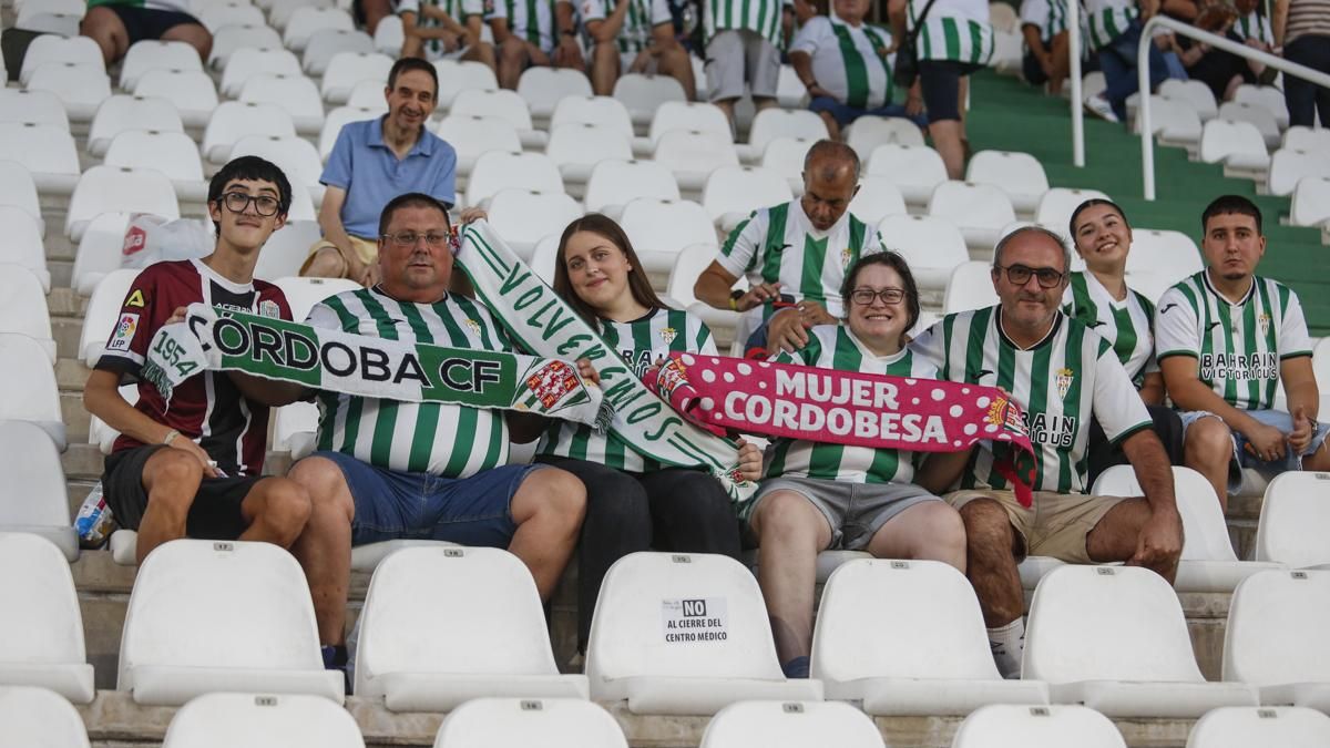Grada Blanquiverde del Córdoba CF - Granada CF