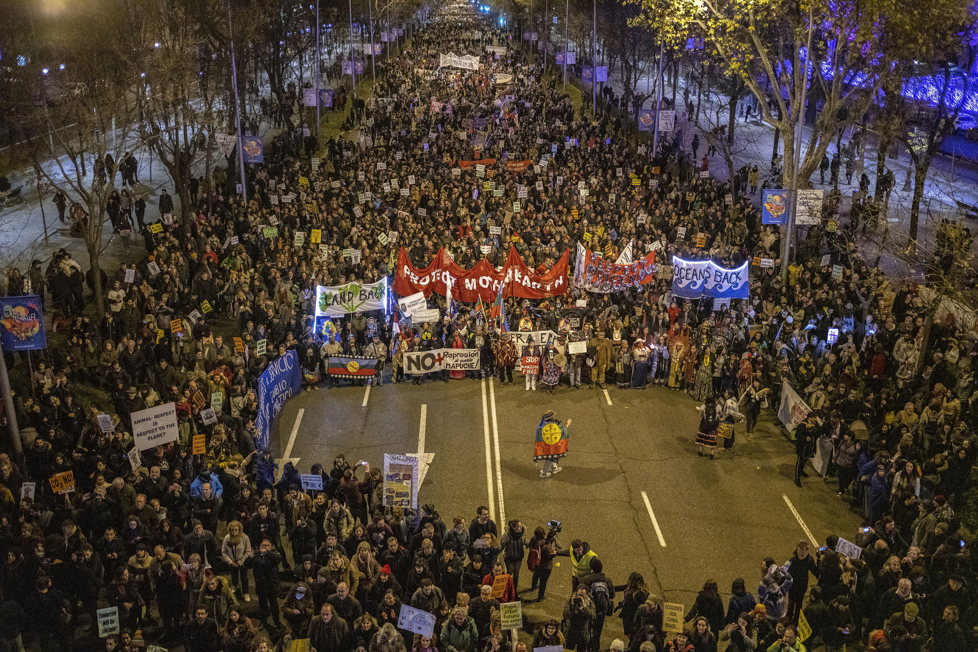 Vista aérea de una de las performances que se representaron durante la Marcha por el Clima