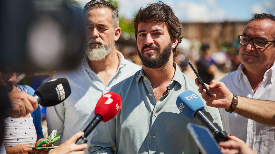 Vox se desploma en Castilla y León: se queda en un diputado y pierde cinco que gana el PP