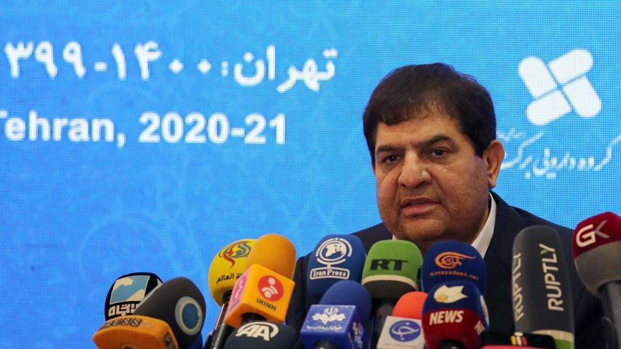 Jameneí, líder supremo de Irán, aprueba que el vicepresidente ocupe la presidencia interina