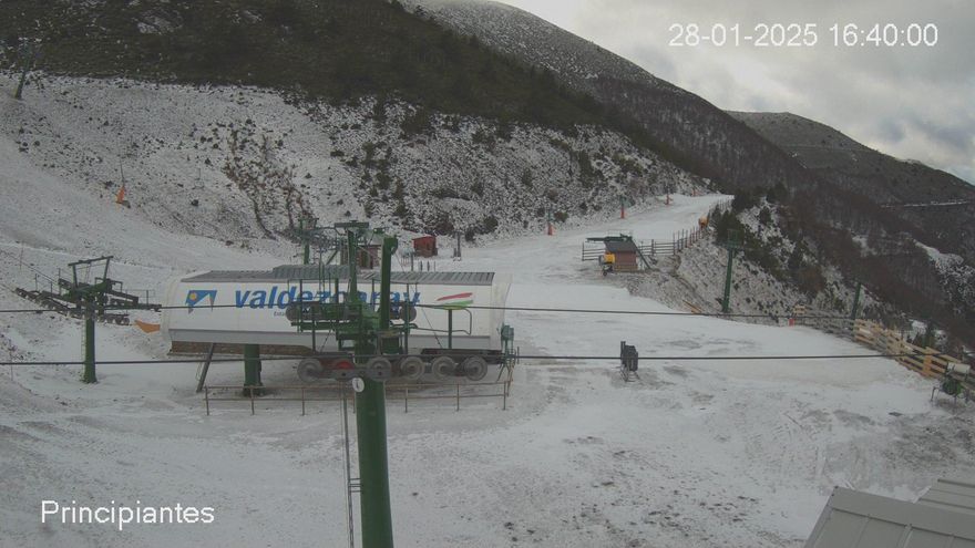 El Gobierno de La Rioja amplía el capital de la estación de esquí de Valdezcaray en seis millones de euros