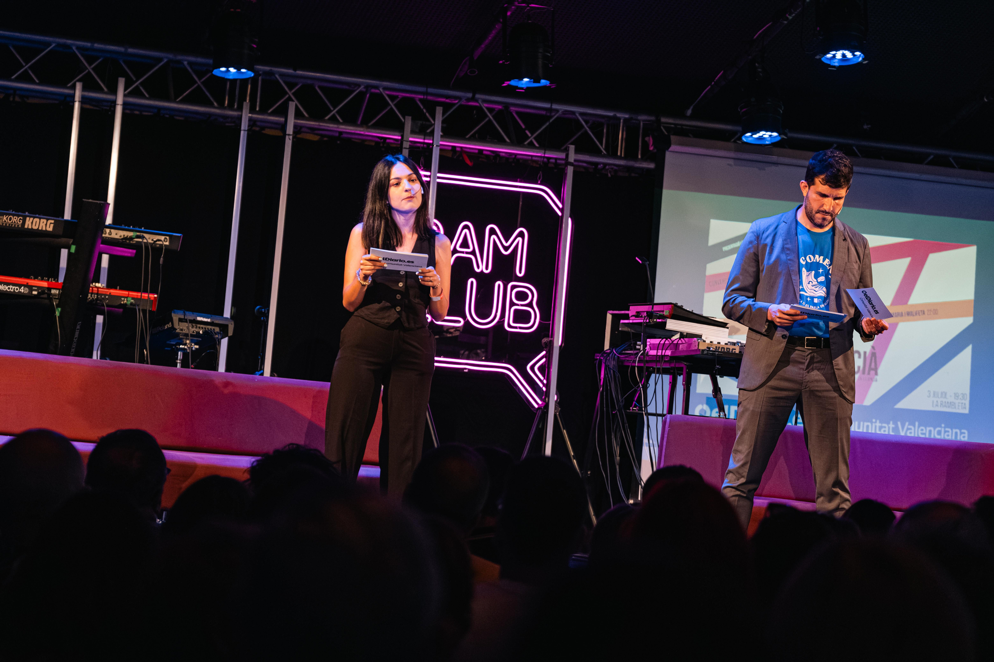 María Palau i Sergi Pitarch presenten la I Festa pel Valencià d'elDiario.es.