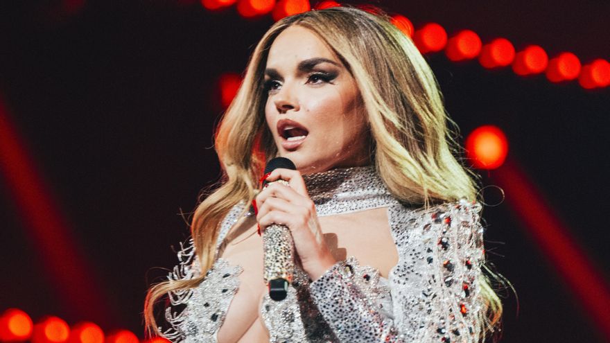 Melody en su actuación en Eurovisión 2025