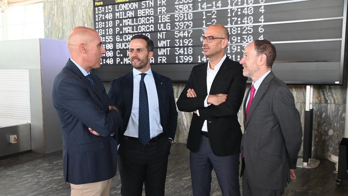 El aeropuerto de Zaragoza duplica frecuencias con Tenerife y Gran Canaria y tendrá vuelo diario a las islas
