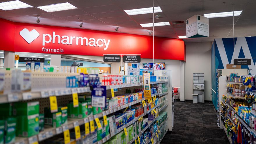 Trump anuncia nuevos aranceles del 100% para la importación de medicamentos