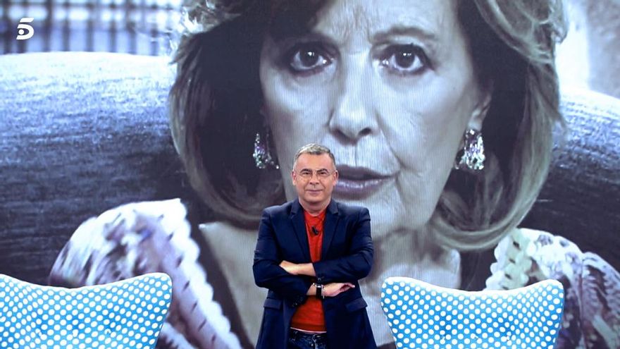 María Teresa Campos entra en directo en 'Sálvame' por su cumpleaños: "No quiero irme de mi casa, y mi casa es Mediaset"