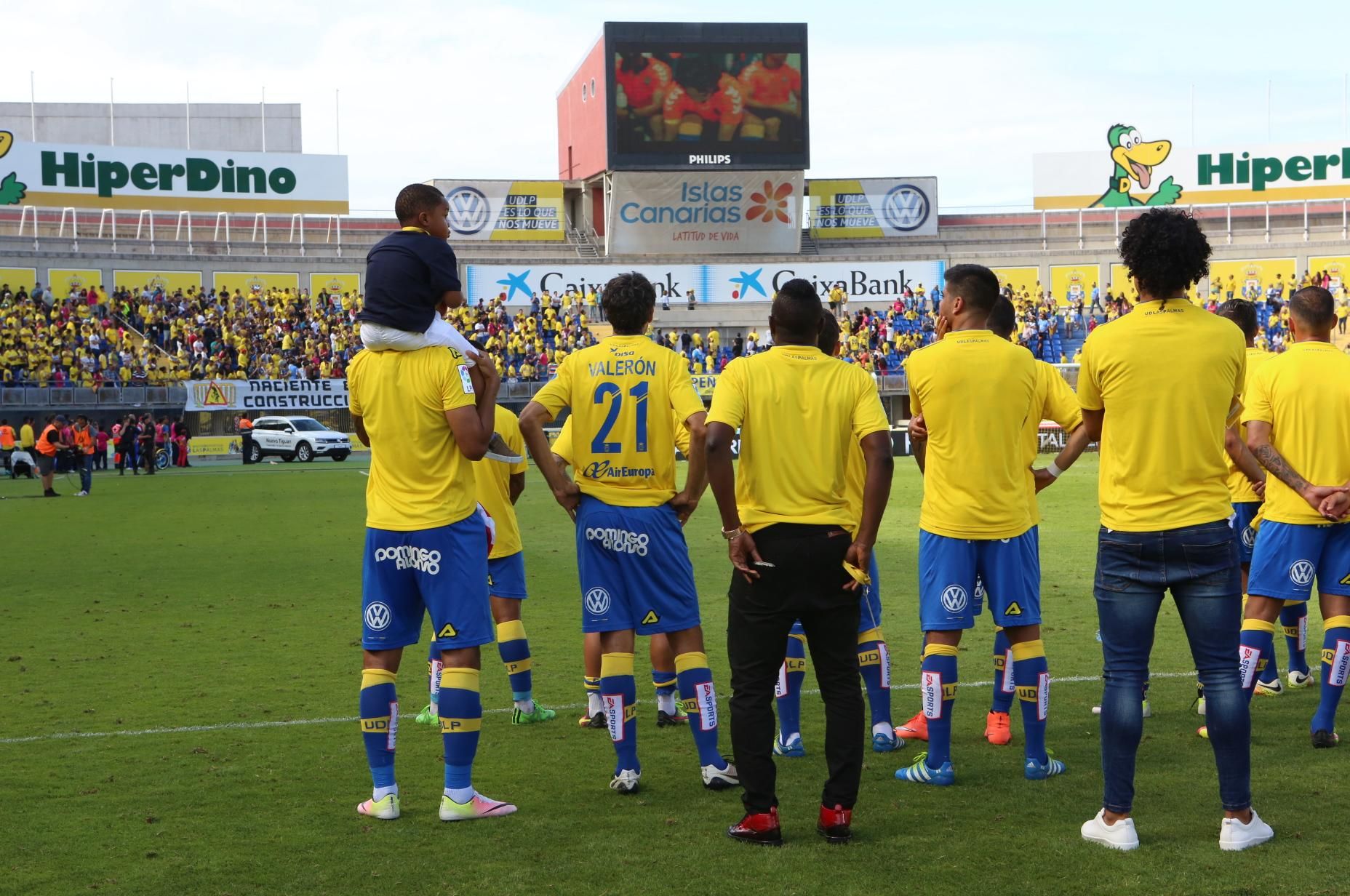 El último de partido de Juan Carlos Valerón en el Estadio de Gran Canaria. (Alejandro Ramos).