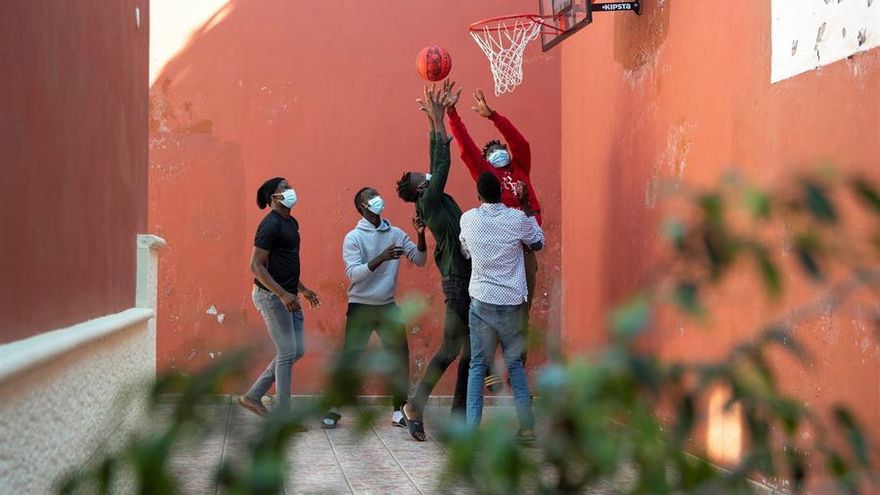 Una alto cargo de Vox Las Palmas dirige un centro de menores migrantes en Canarias