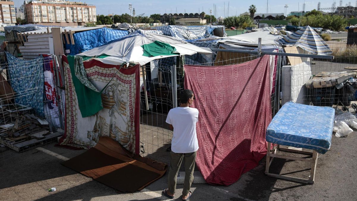 Entidades sociales protestan en el circuito urbano de Fórmula 1 de València ante el futuro desalojo