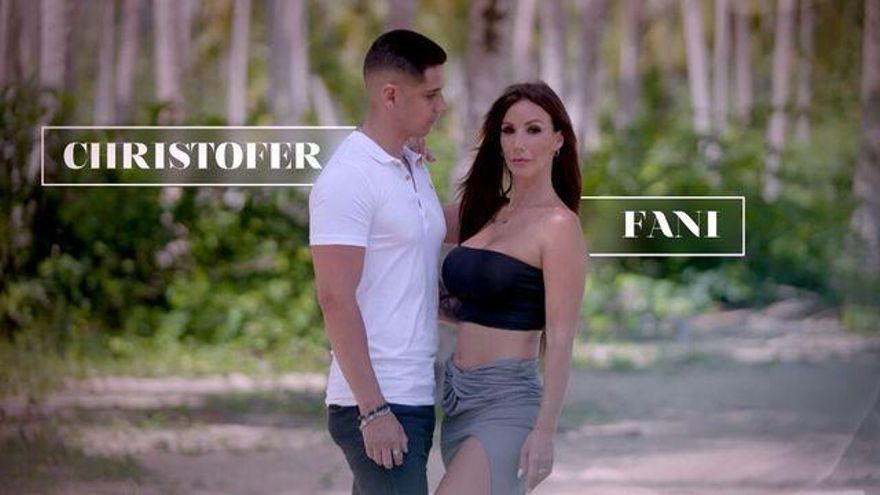 Christofer y Fani posan antes de entrar en 'La última tentación'