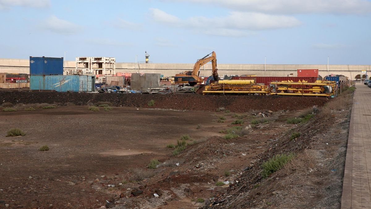 Zona del Muelle Nelson Mandela en la que irá la granja de pulpos de Nueva Pescanova, actualmente con autorización a otra empresa.