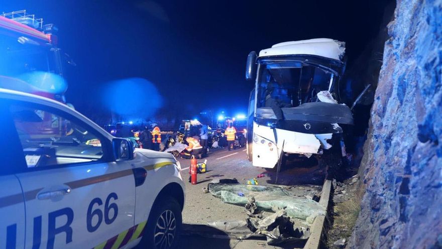 Dos muertos y unos 30 heridos en el sur de Francia en un accidente de un autobús que salió de Catalunya
