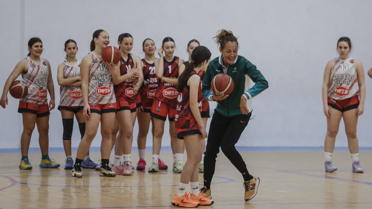 Jornada FAB Experience “Nosotras” sobre baloncesto femenino
