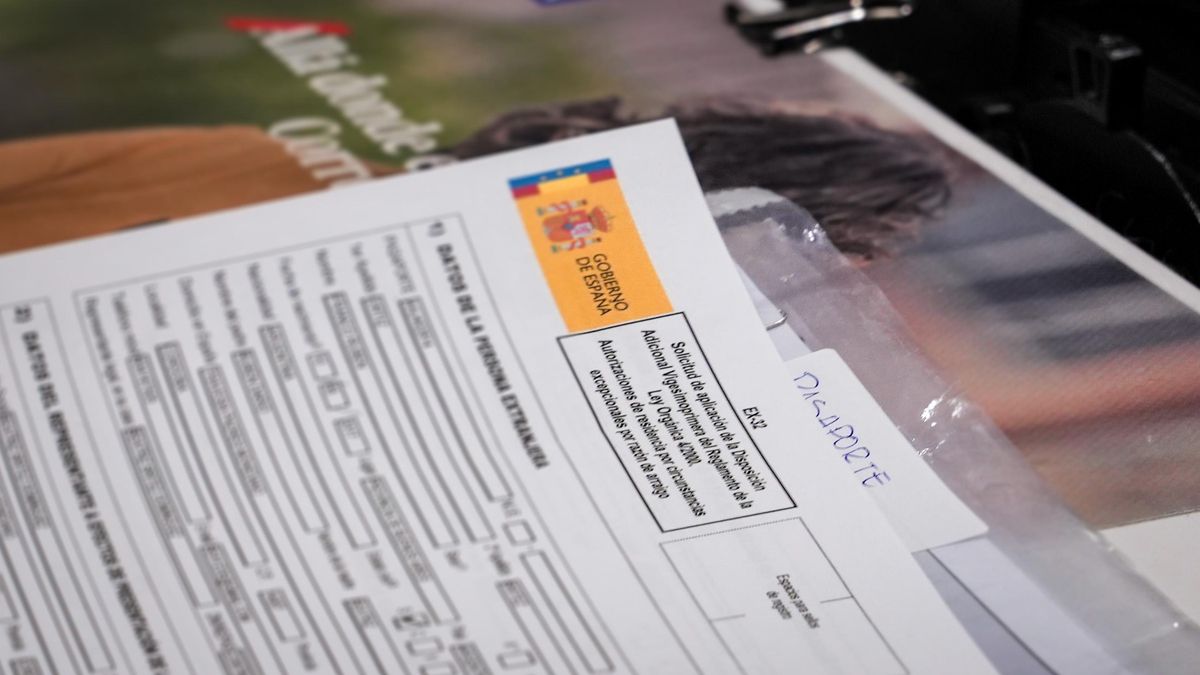 Inicio de la atención presencial del proceso de regularización de personas migrantes