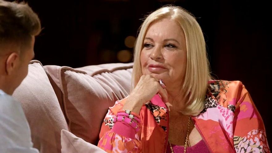 Bárbara Rey aclaró dos detalles ficcionados de 'Cristo y Rey', y su hijo opinó del emérito