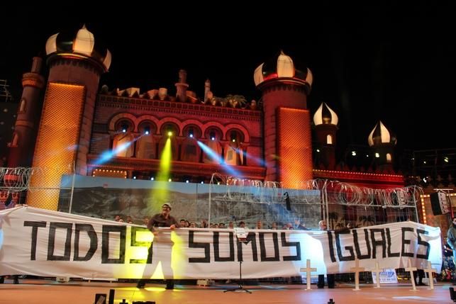 Actuación de 'Los Legañosos' en la final de murgas 2015. FOTO: Cirenia Vico.