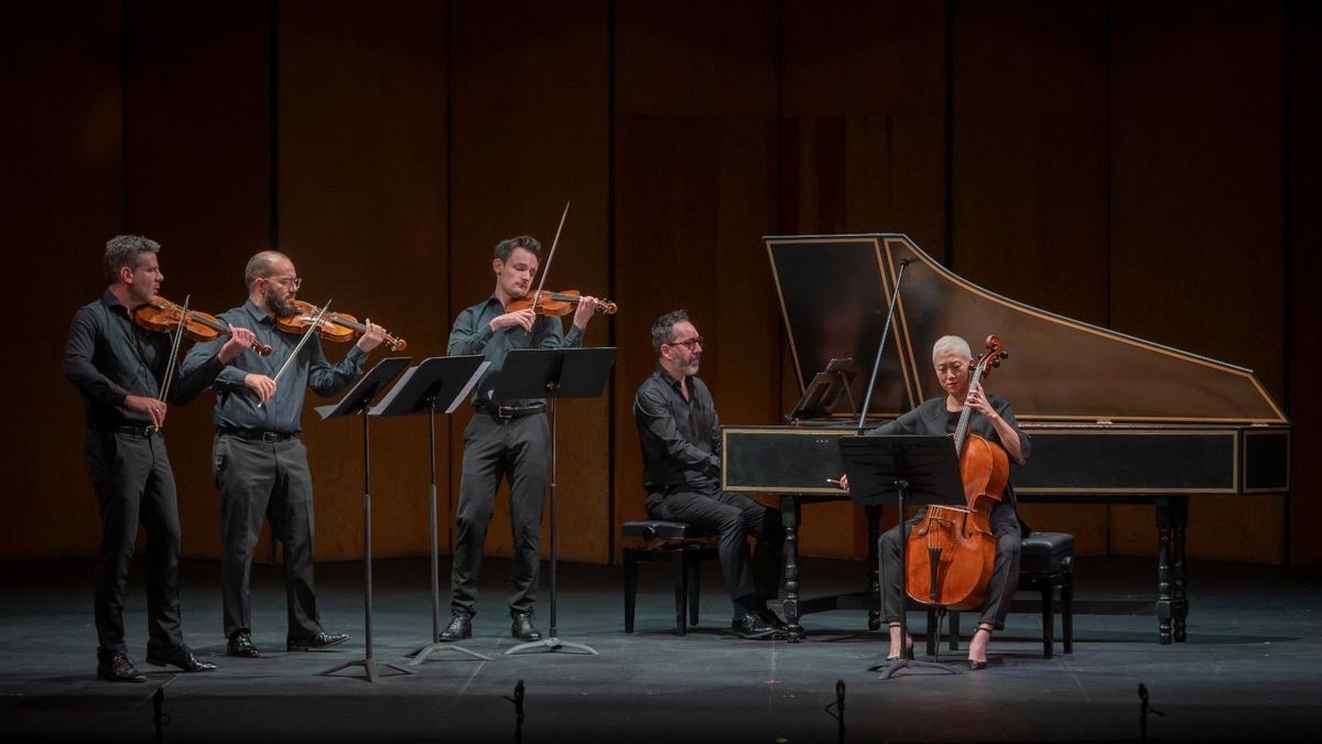 Una actuación de Esemble Diderot y Johannes Pramasohle.