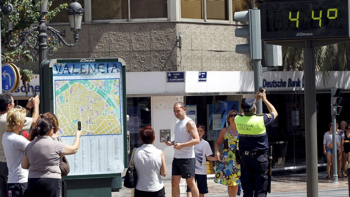 València suspende las actividades al aire libre ante el aviso rojo por altas temperaturas