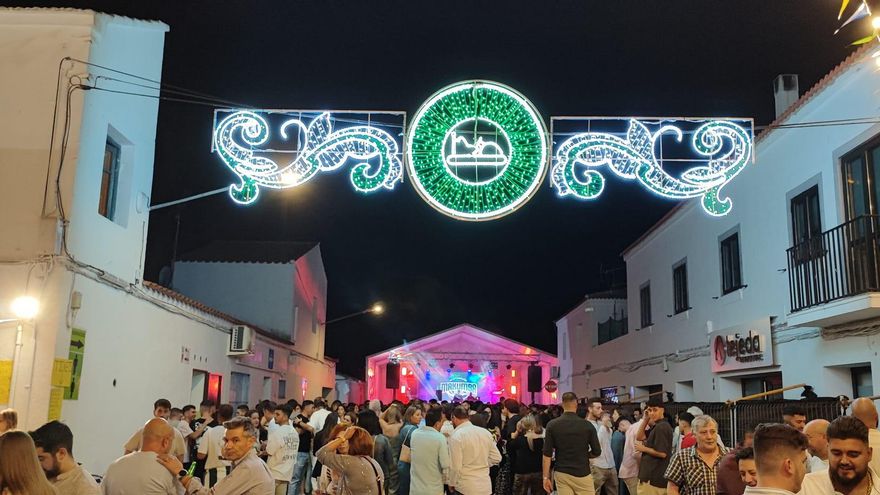 Muere una mujer tras atragantarse con un pinchito en las fiestas de Guadiana (Badajoz)