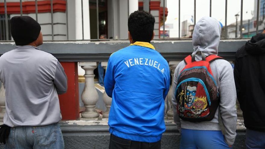 Perú expulsa a otros 40 inmigrantes venezolanos con antecedentes penales