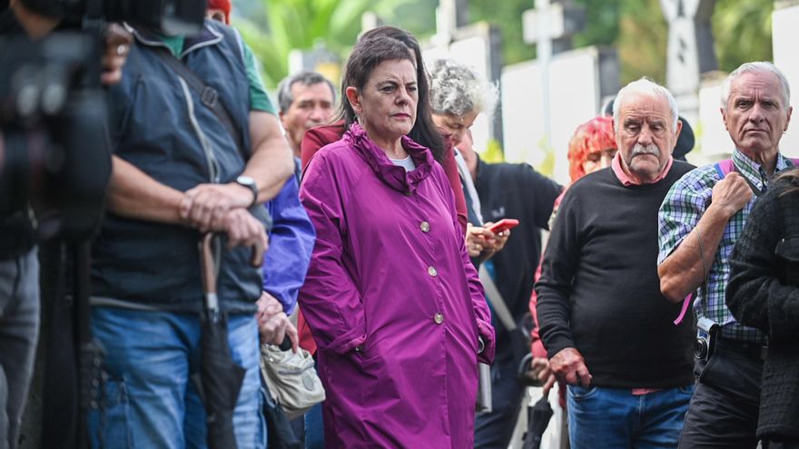 La portavoz en el Congreso de EH Bildu, Mertxe Aizpurua, participa en el acto de homenaje a los militantes de ETA Juan Paredes 'Txiki' y Ángel Otaegi, en Zarautz