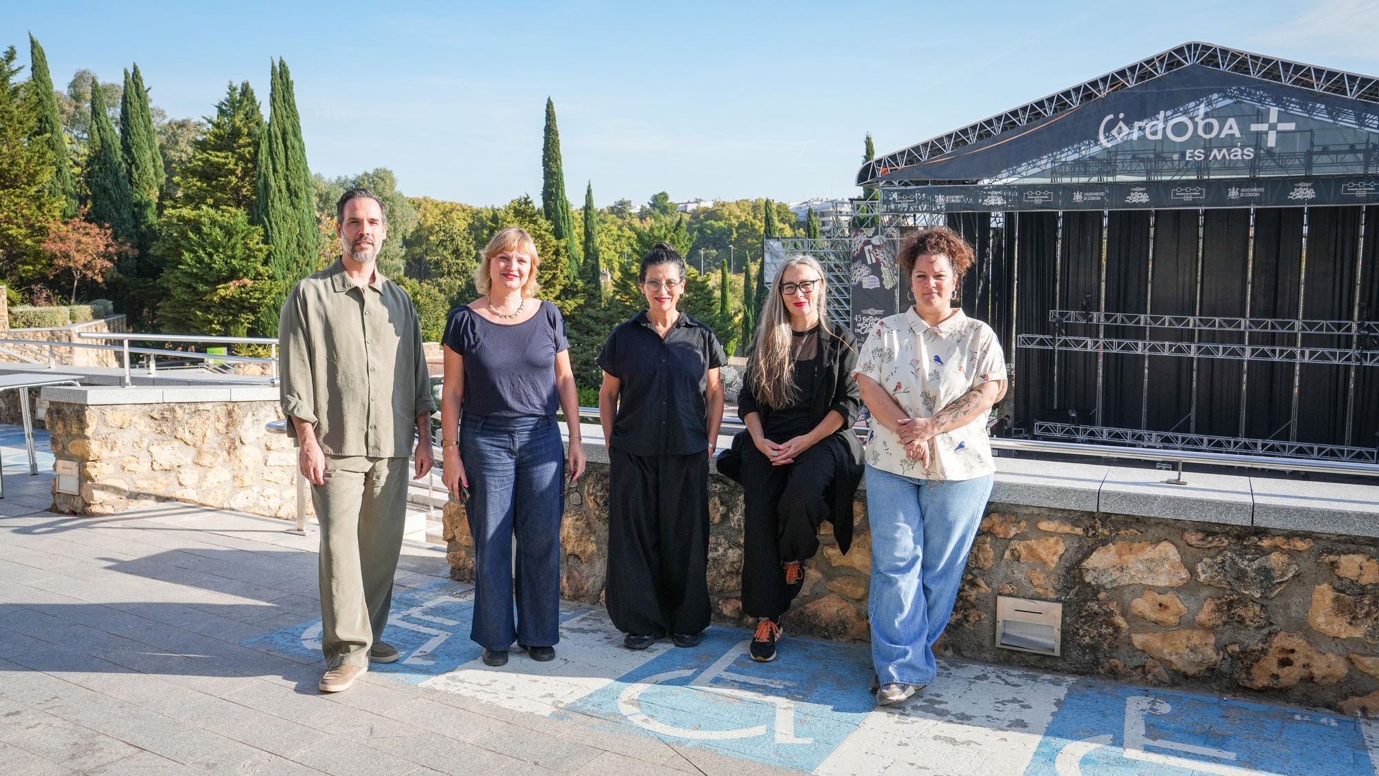 Los creadores Manuel Ruiz, Margarita Merino, Pepa Ortuño y Nieves Pedraza presentan sus proyectos desarrollados en el Teatro de la Axerquía