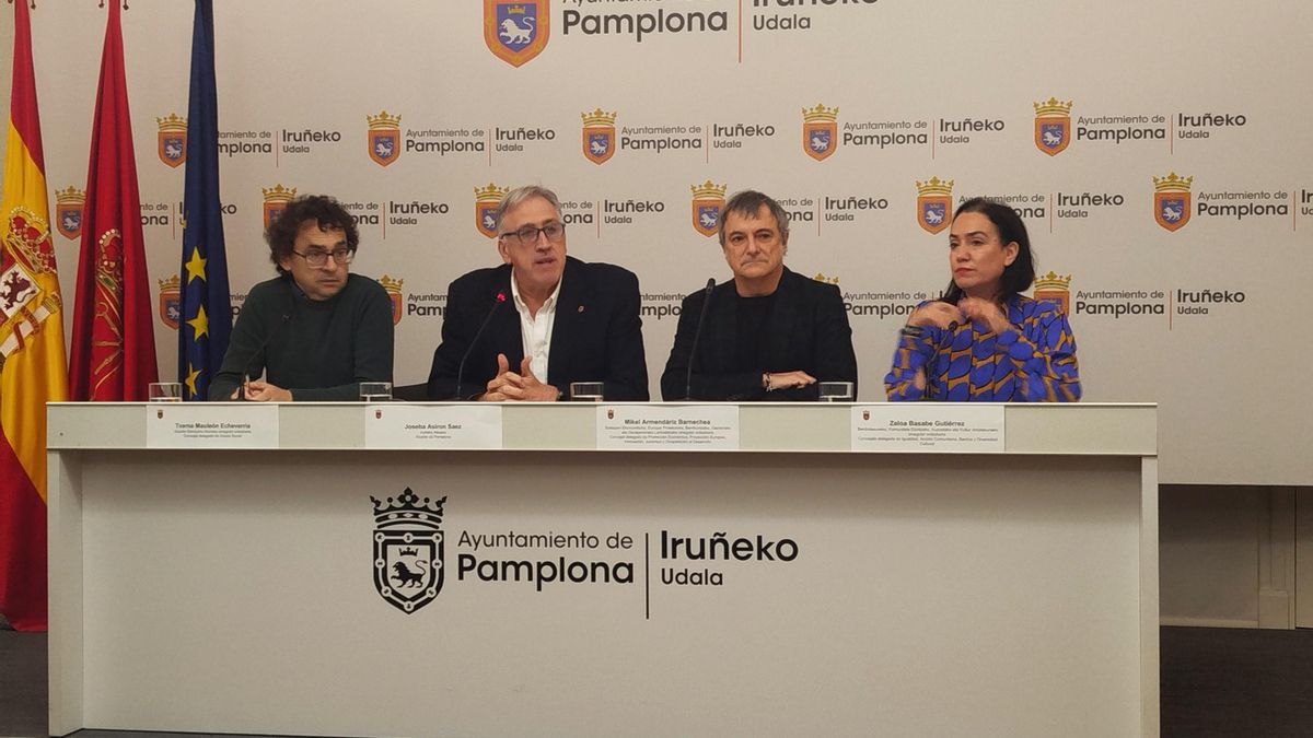 El Equipo de gobierno de Pamplona pide la dimisión de los portavoces de UPN y PP por "difundir bulos xenófobos" sobre la agresión sexual en la fiesta universitaria