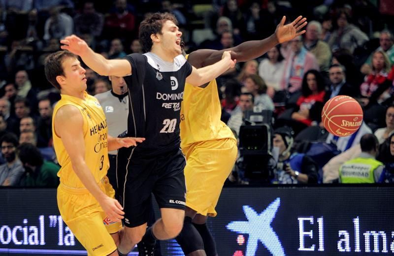 Partido de semifinales de la Copa del Rey entre el Herbalife Gran Canaria y el Bilbao Basket. Efe.