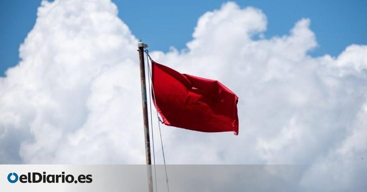 Nuevas asociaciones vecinales se suman a la manifestación contra los vertidos que inundan la costa de Gran Canaria