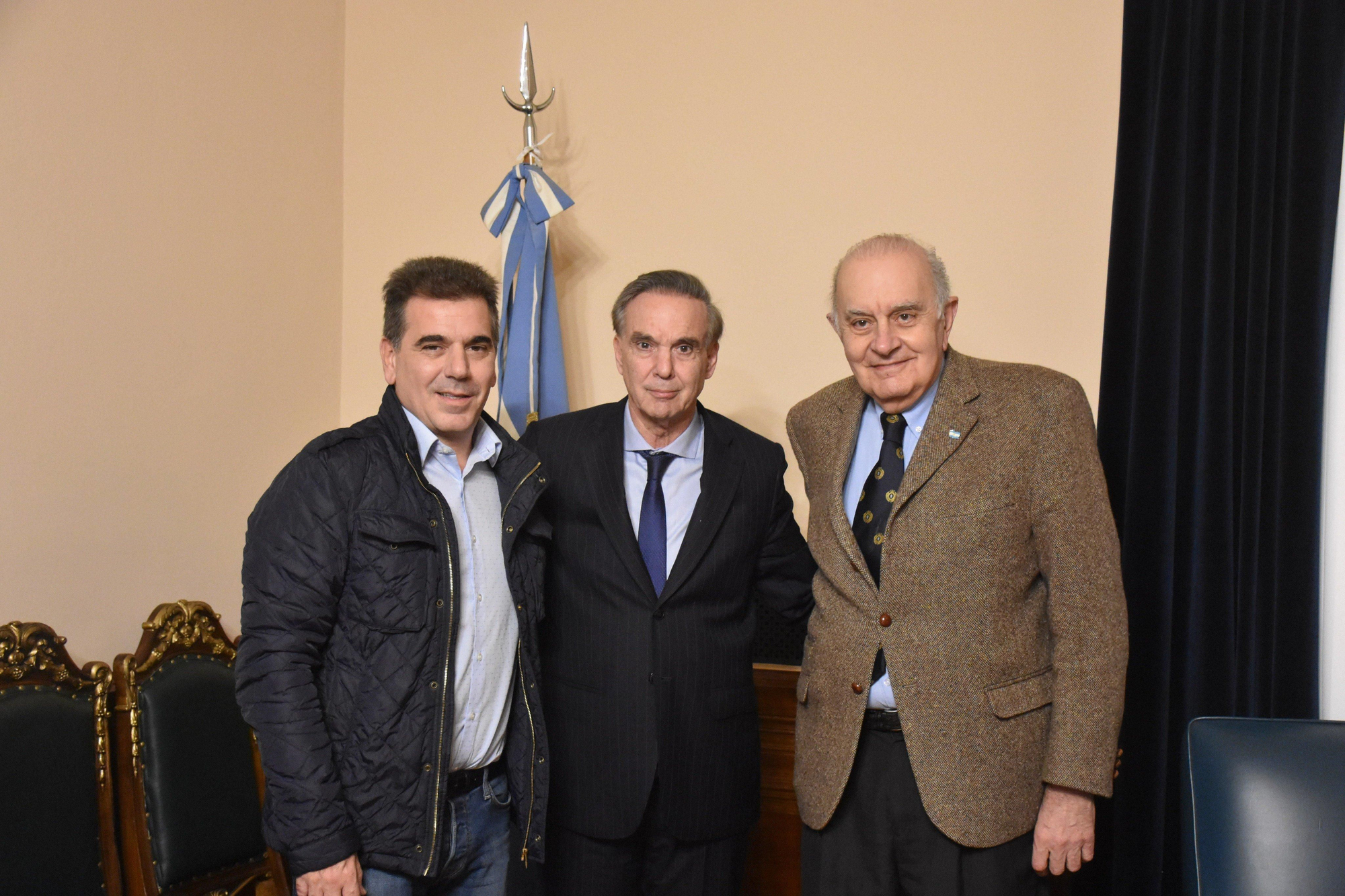 Christian Ritondo, Miguel Ángel Pichetto y Alberto Asseff, el 21 de junio de 2019, cuando Juntos por el Cambio coronó el pase