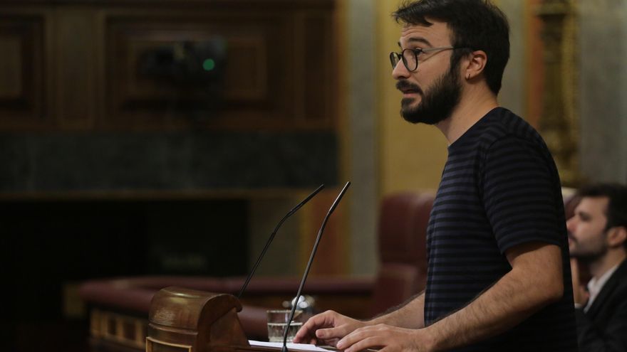 El diputado de la CUP Albert Botran, durante su intervención en una sesión plenaria