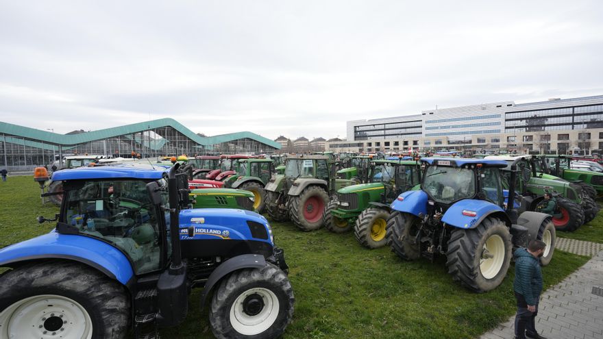 Las comunidades de regantes extremeñas apoyan las reivindicaciones de los agricultores