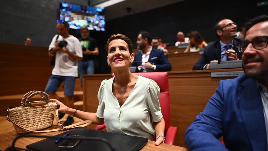 Chivite supera la investidura con la abstención de EH Bildu y reedita el Gobierno progresista en Navarra